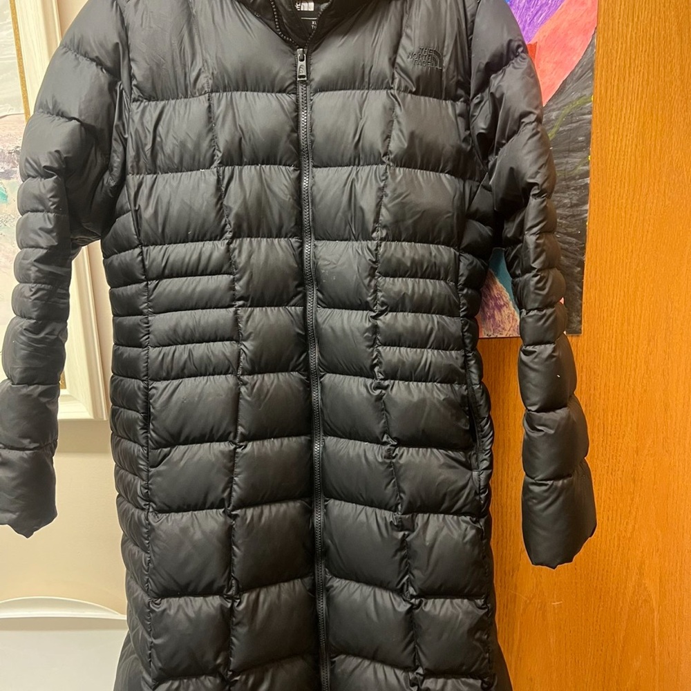 Women's Black North Face Parka Puffer Coat - Picture 5 of 12